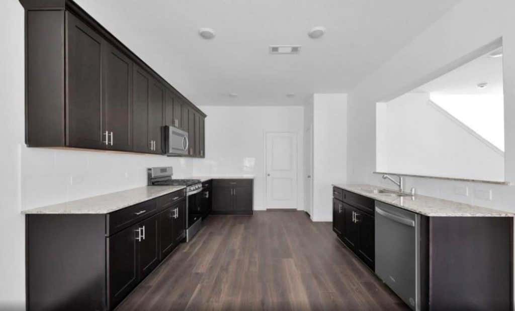 Photo of 10573 Pineland Drive, Conroe, TX 77378 (MLS # 30076926)