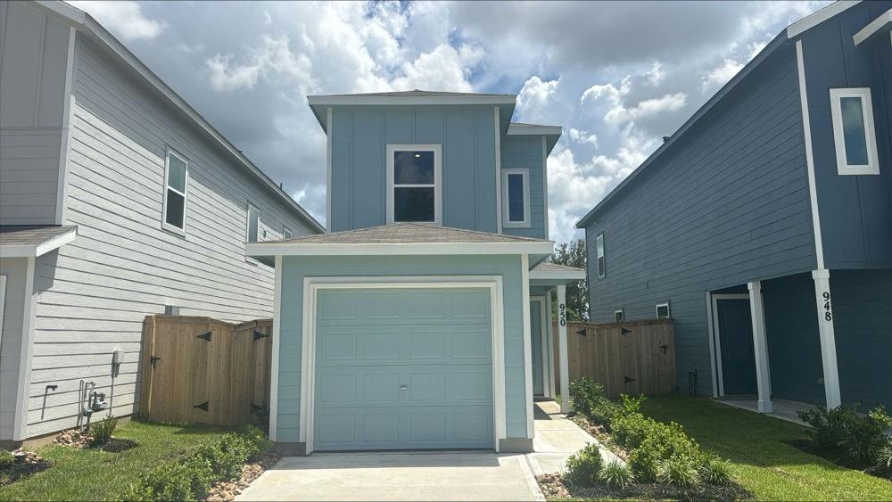 950 Pertuso Lane
