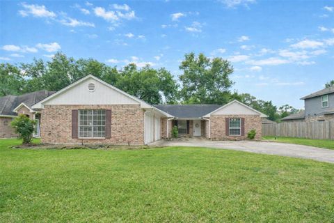 Homes For Sale - 419 S Starboard Street<br/> Crosby, TX 77532