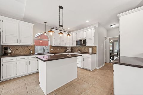 Tiny photo for 4218 Magnolia Lane, Sugar Land, TX 77478 (MLS # 87969186)