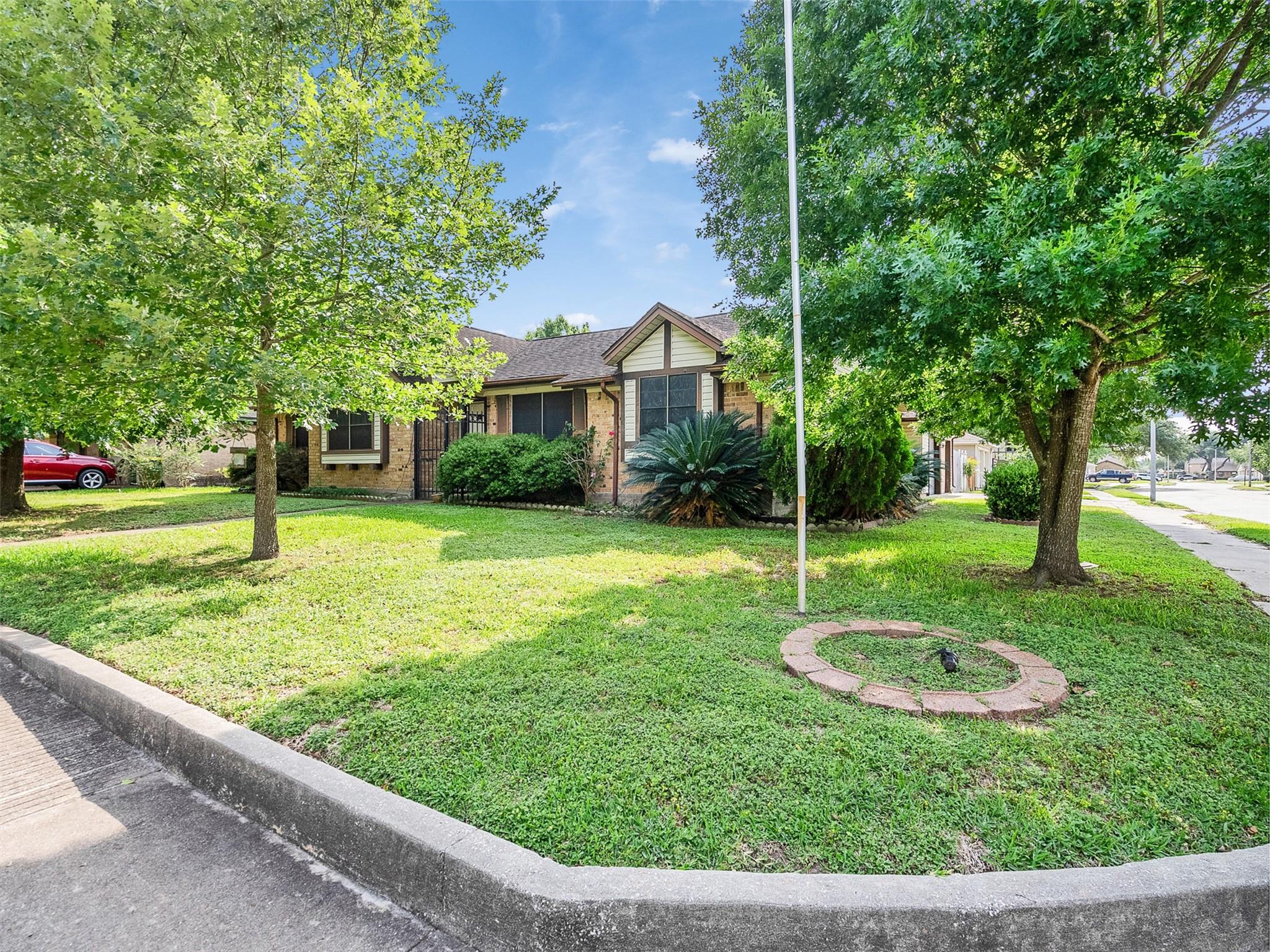 4002 Thistledown Drive