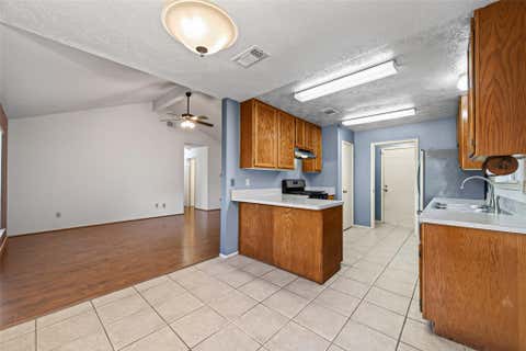 Tiny photo for 7522 Flair Oaks Drive, Houston, TX 77040 (MLS # 78120696)