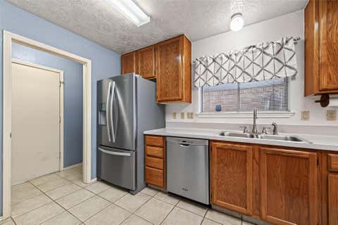 Tiny photo for 7522 Flair Oaks Drive, Houston, TX 77040 (MLS # 78120696)