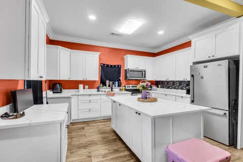 Photo of 341 12th St ST, Port Arthur, TX 77640 (MLS # 48931534)