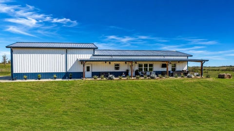 Vacant Land For Sale - 7047 Falke Heinrich Road<br/> Fayette County, Schulenburg, TX 78956