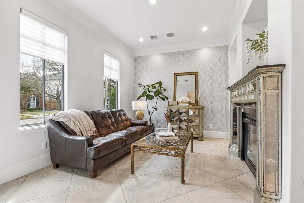 Photo of 4022 Coleridge Street, West University, TX 77005 (MLS # 67790493)