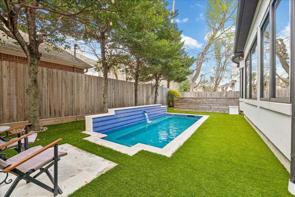 Photo of 4022 Coleridge Street, West University, TX 77005 (MLS # 67790493)