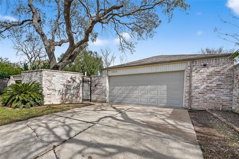 Photo of 16022 Glen Mar Drive Drive, Houston, TX 77082 (MLS # 2749476)
