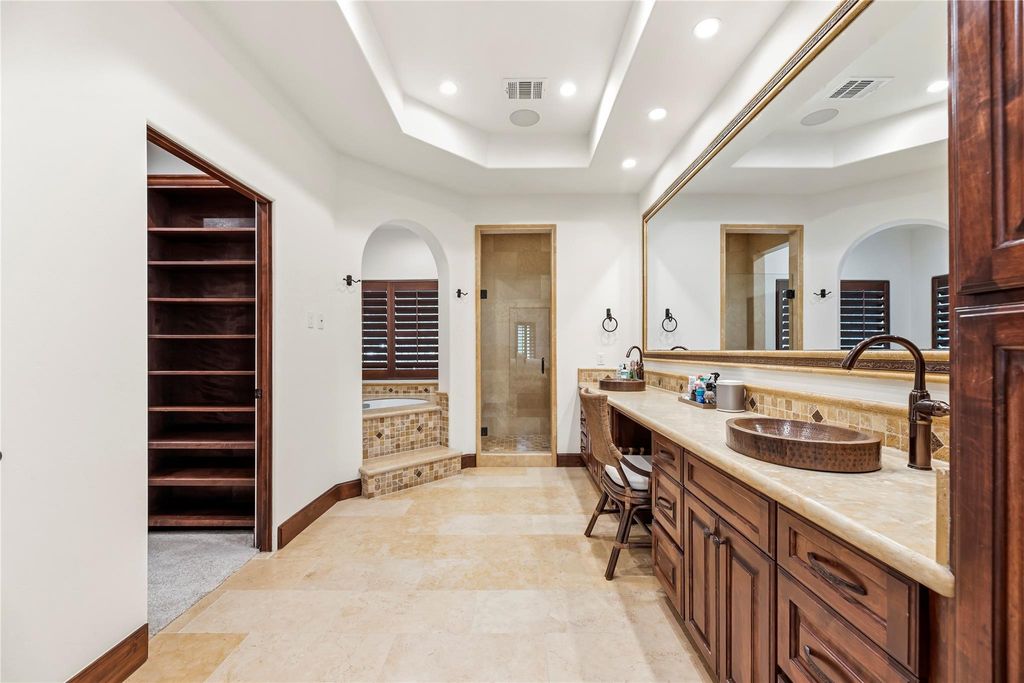 Photo of 3803 Drake Street, Houston, TX 77005 (MLS # 14426239)