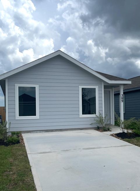 Photo of 389 Lucia Way, Cleveland, TX 77327 (MLS # 72593848)