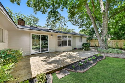 Tiny photo for 1617 Wavecrest Lane, Houston, TX 77062 (MLS # 66428359)