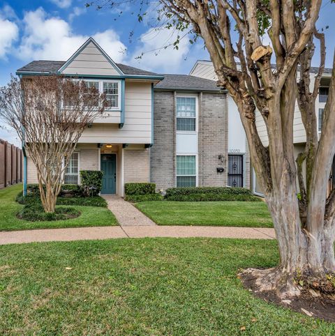 Photo of 10355 Longmont Drive #35/14, Houston, TX 77042 (MLS # 30101348)