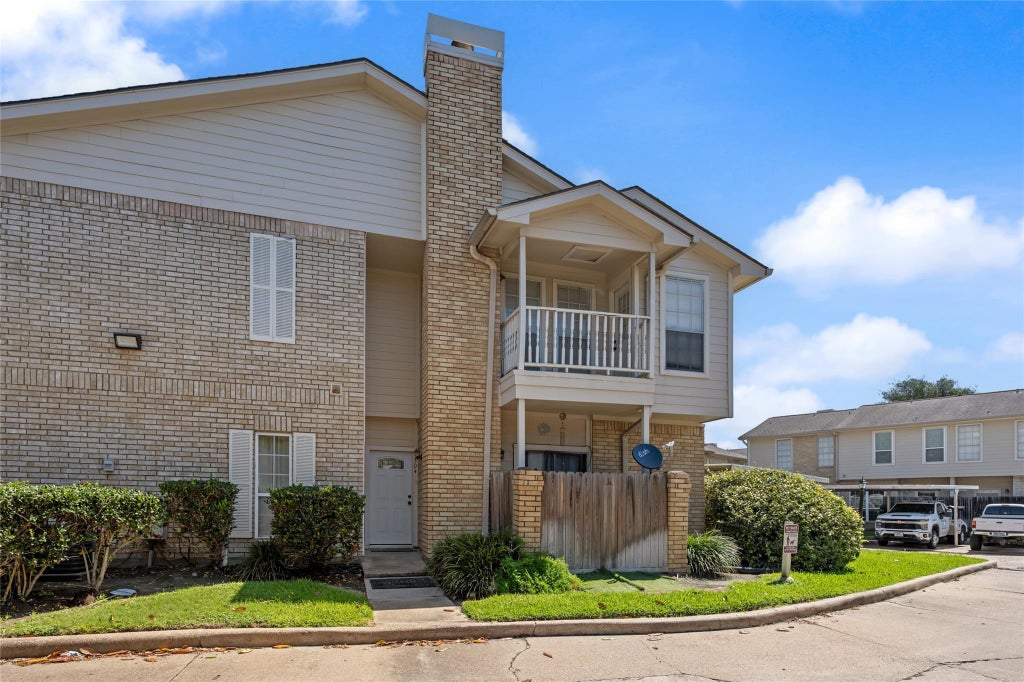 Photo of 7575 Cambridge Street #1304, Houston, TX 77054 (MLS # 35331649)