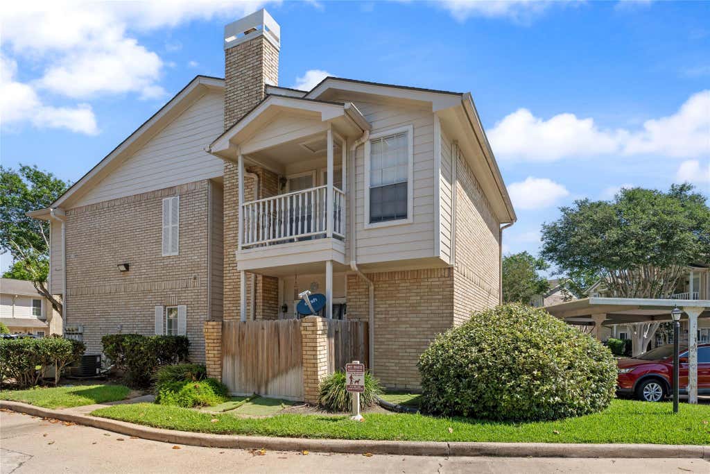 Photo of 7575 Cambridge Street #1304, Houston, TX 77054 (MLS # 35331649)