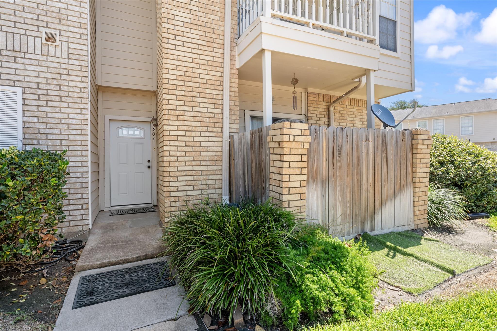 7575 Cambridge Street 1304
