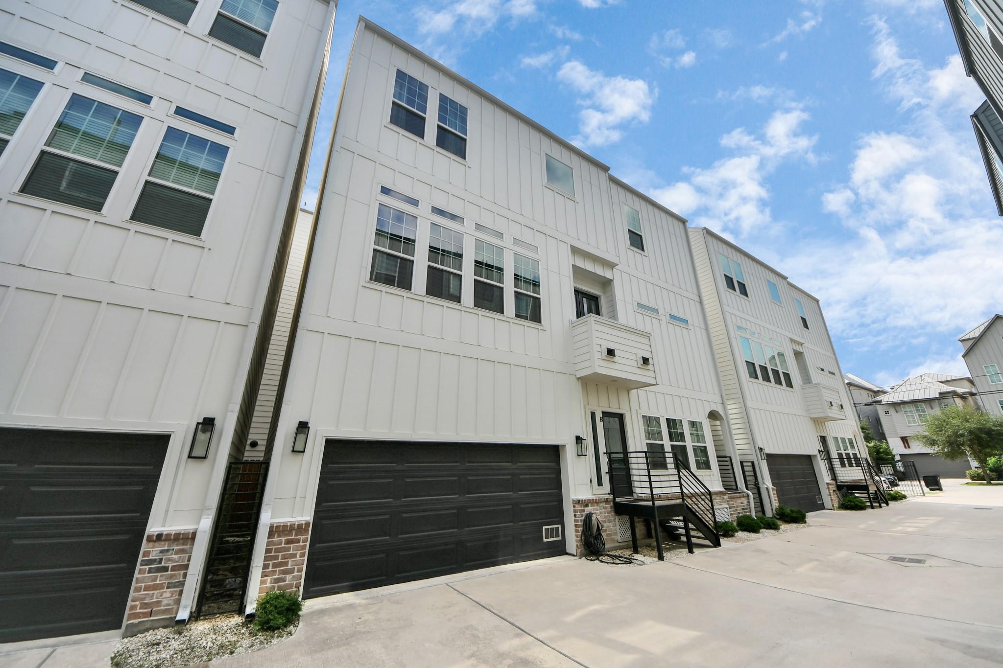 1223 W 16th Street B