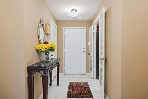 Photo of 661 Bering Drive #709, Houston, TX 77057 (MLS # 66534137)