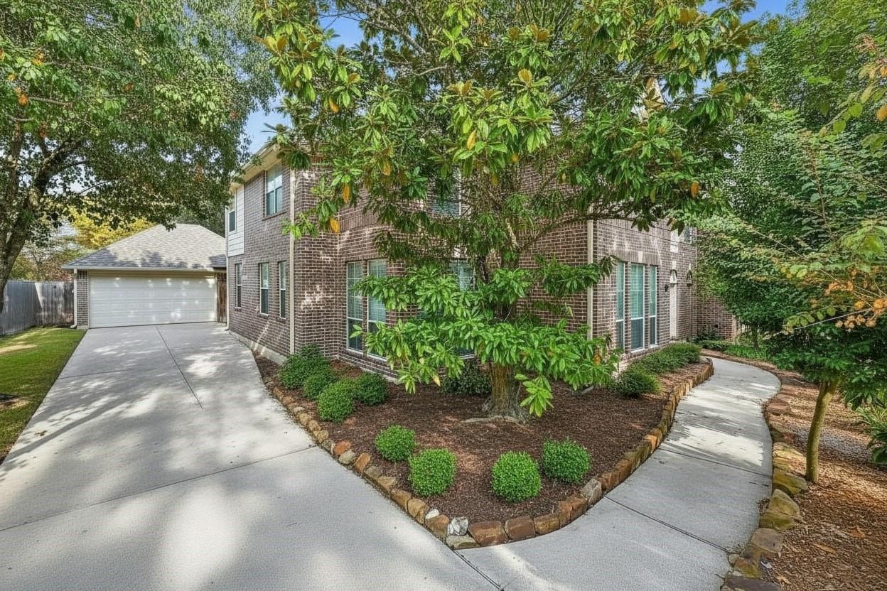 14 Broadweather Place