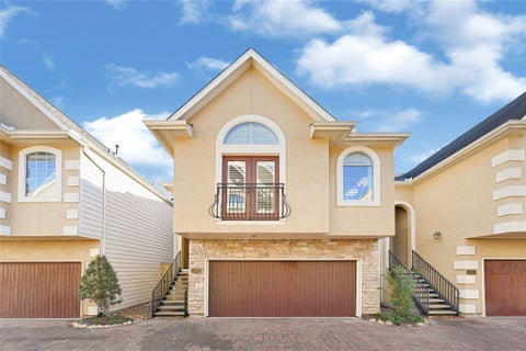 Photo of 5206 Washington Avenue, Houston, TX 77007 (MLS # 10014249)