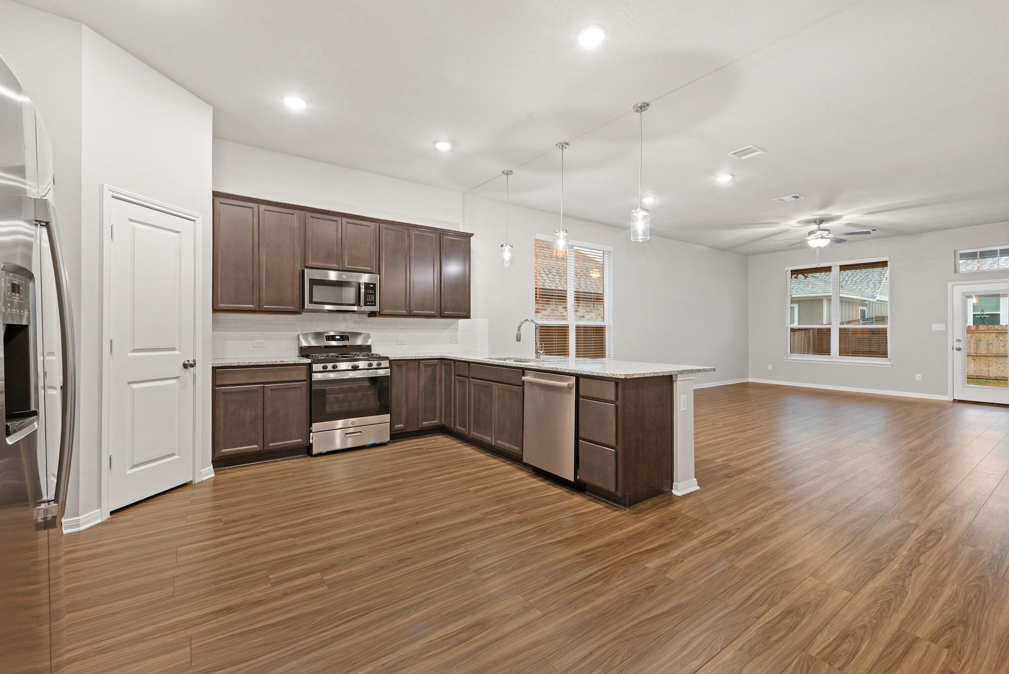 6203 Southern Cross Drive