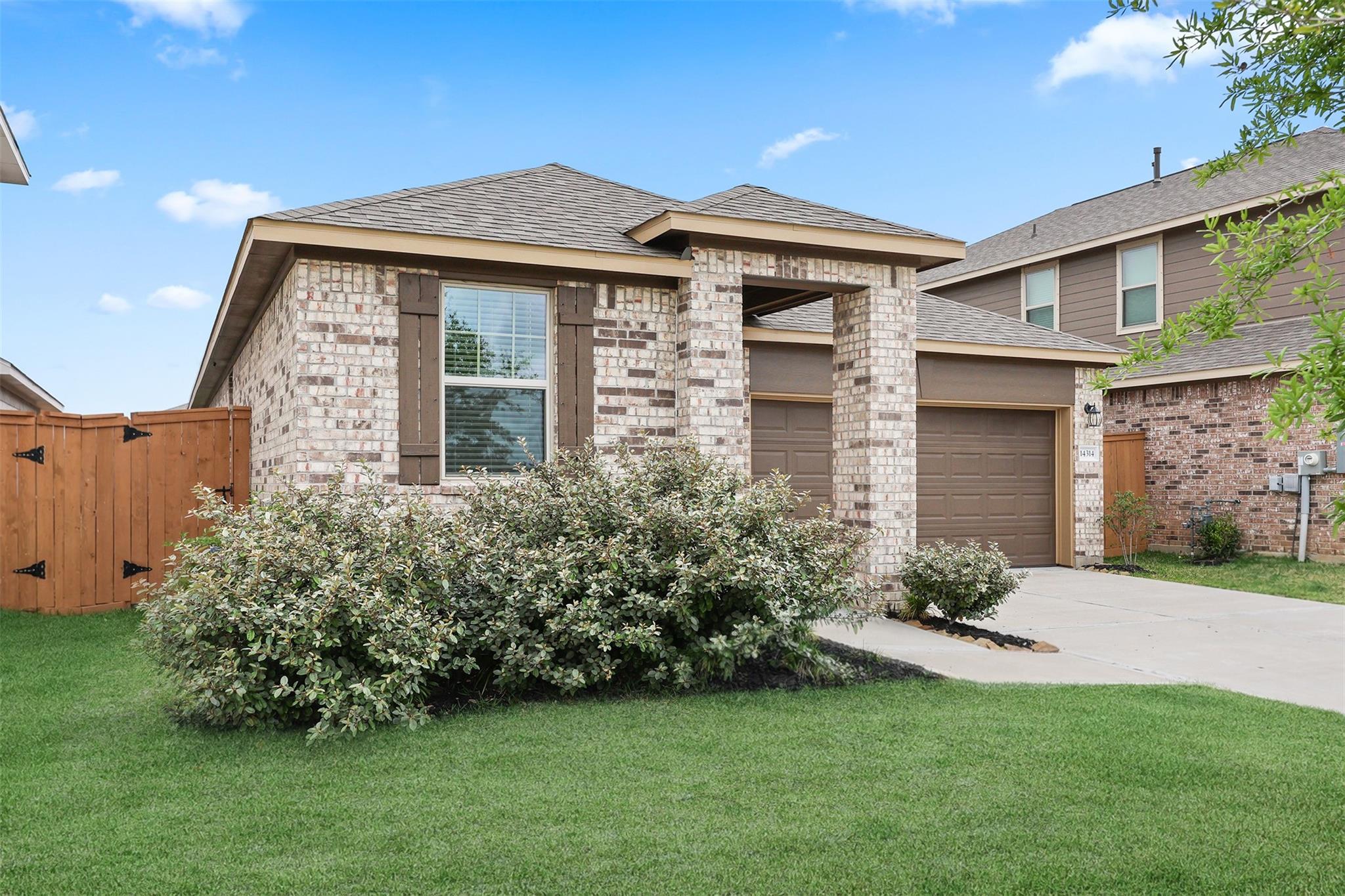 14314 Lunan Drive