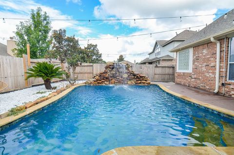 Photo of 10915 Menaggio Court, Richmond, TX 77406 (MLS # 6820615) Photo of 10915 Menaggio Court, Richmond, TX 77406 (MLS # 6820615)