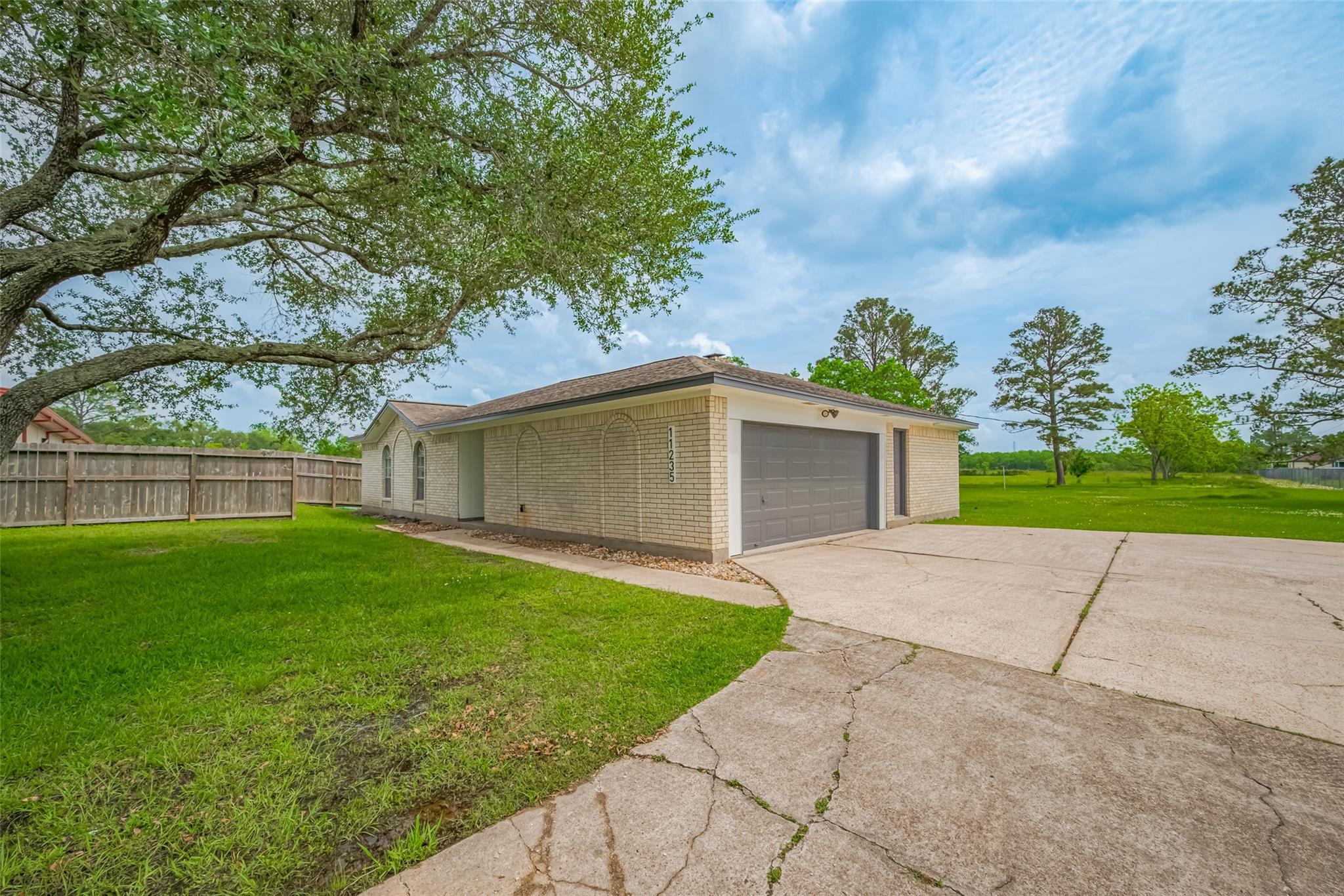 11235 Fm 1764