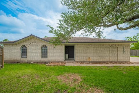 Photo of 11235 Fm 1764, Santa Fe, TX 77510 (MLS # 15638659)