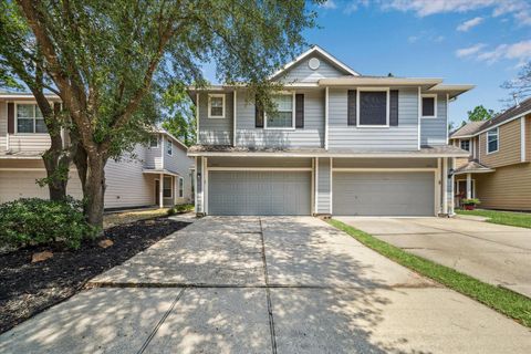 Photo of 20314 Roble Green Trail, Humble, TX 77346 (MLS # 53178326) Photo of 20314 Roble Green Trail, Humble, TX 77346 (MLS # 53178326)