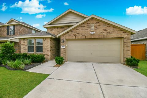 Photo of 27023 Breakaway Lane, Katy, TX 77493 (MLS # 25267738)