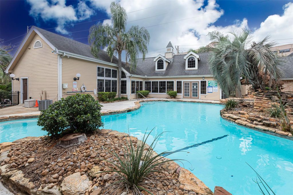 Photo of 2300 Old Spanish Trail #2095, Houston, TX 77054 (MLS # 10304673)