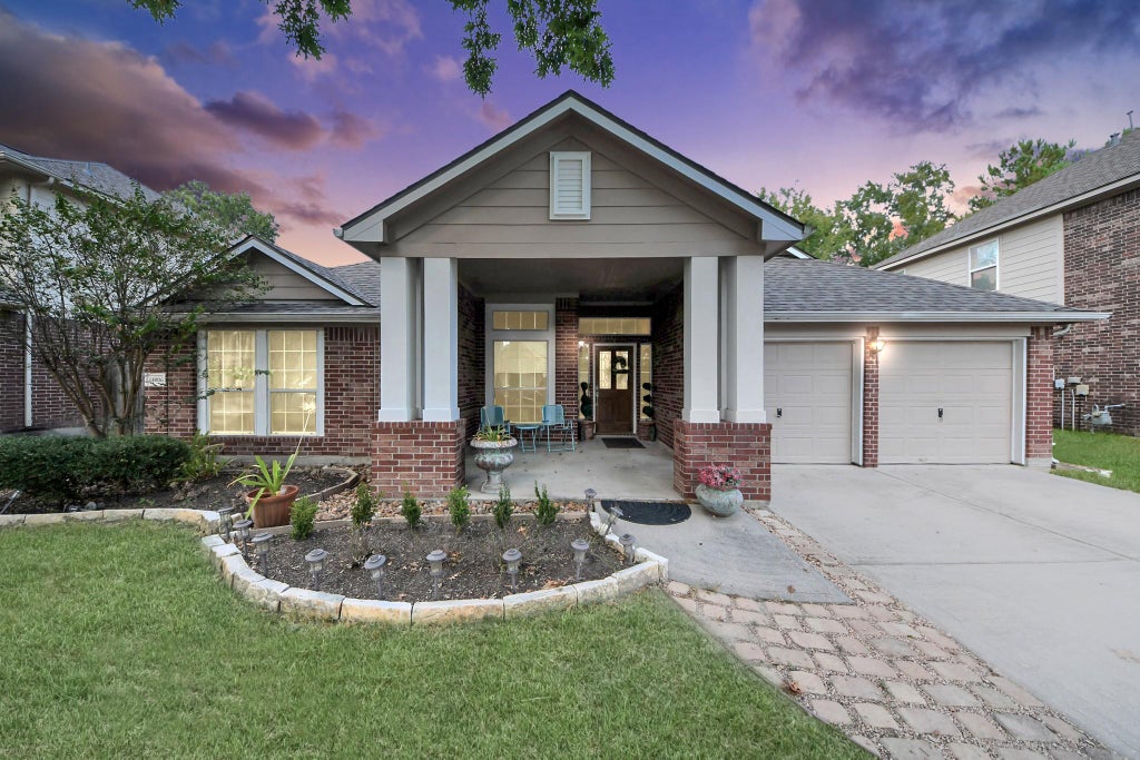 Photo of 13806 Brighton Park Drive, Houston, TX 77044 (MLS # 53246627)