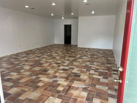 Photo of 7424 Lindencrest Street, Houston, TX 77061 (MLS # 93687152)