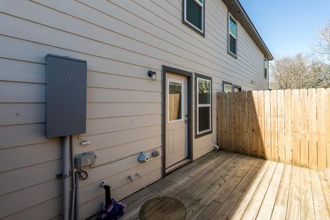 Tiny photo for 207 N Poplar Street #B, Tomball, TX 77375 (MLS # 94329700)