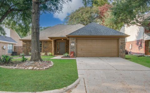 Photo of 5803 Forest Timbers Dr Dr, Humble, TX 77346 (MLS # 7828435)
