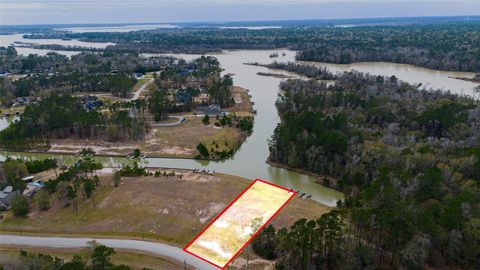 Photo of 28631 Monterey Cliff Lane, Huffman, TX 77336 (MLS # 77151683)