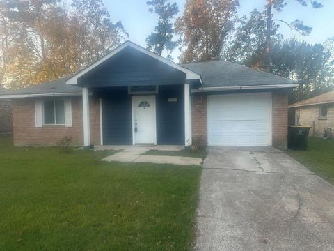 Photo of 304 Jill Street, Conroe, TX 77303 (MLS # 49881635)