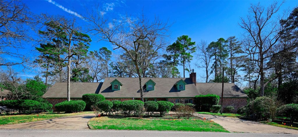 Photo of 108 Rolling Hills Drive, Conroe, TX 77304 (MLS # 58990703)