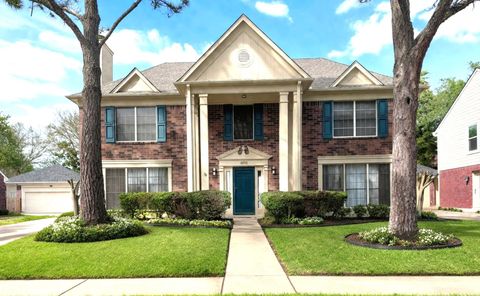 Photo of 16910 Country Bridge Road, Houston, TX 77095 (MLS # 69326929)