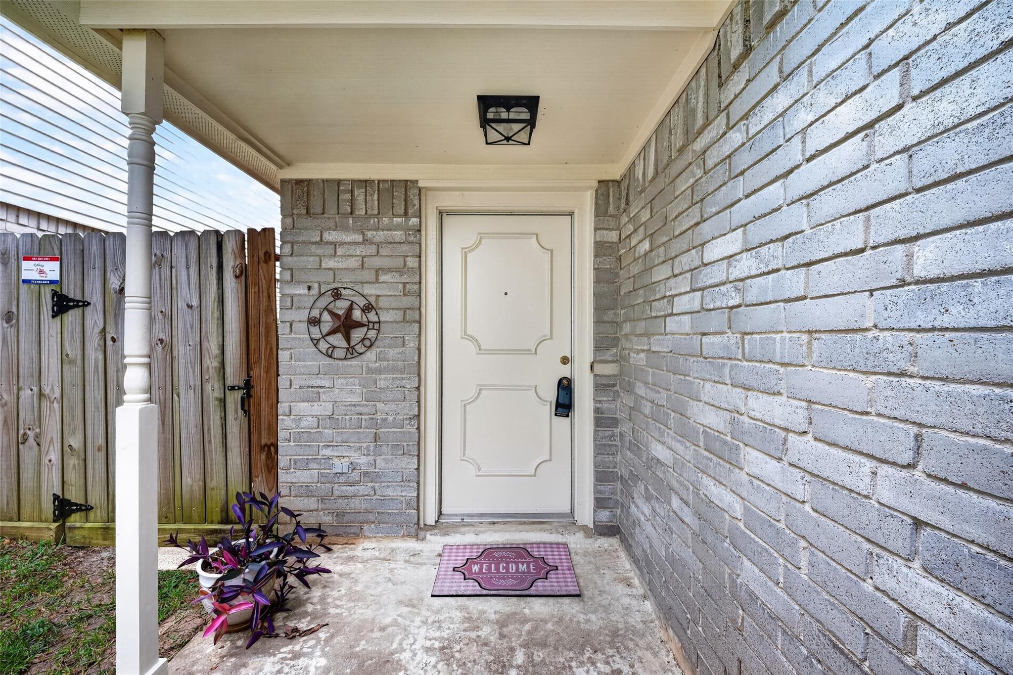 1220 Chelsea Lane