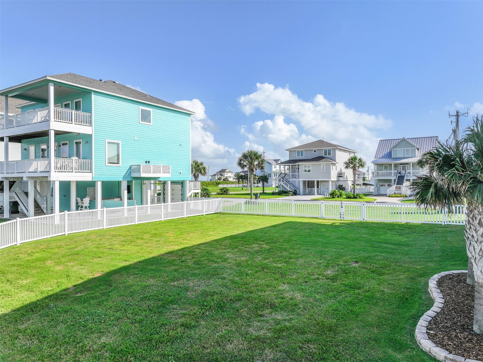 4119 Bluewing Teal Court