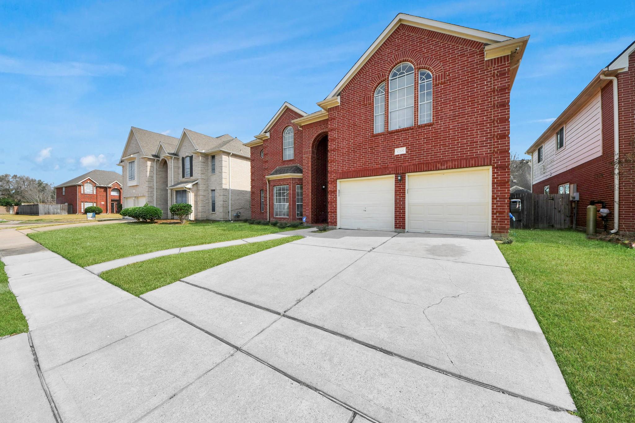 12207 Meadow Lane Court