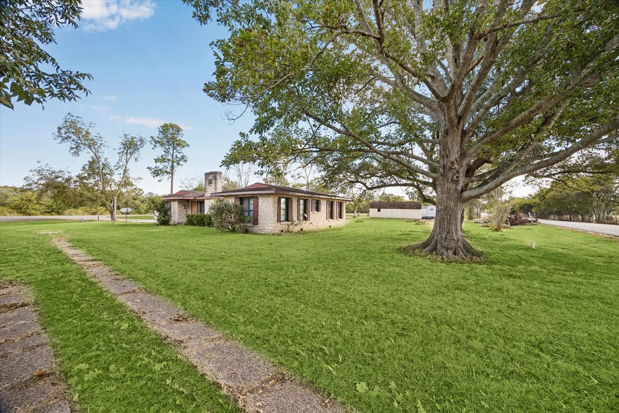 1513 County Road 210