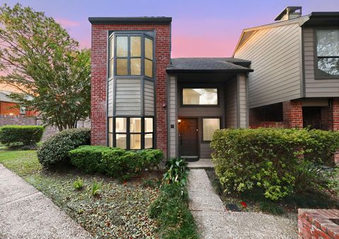 Photo of 7447 Cambridge Street #65, Houston, TX 77054 (MLS # 96463152)