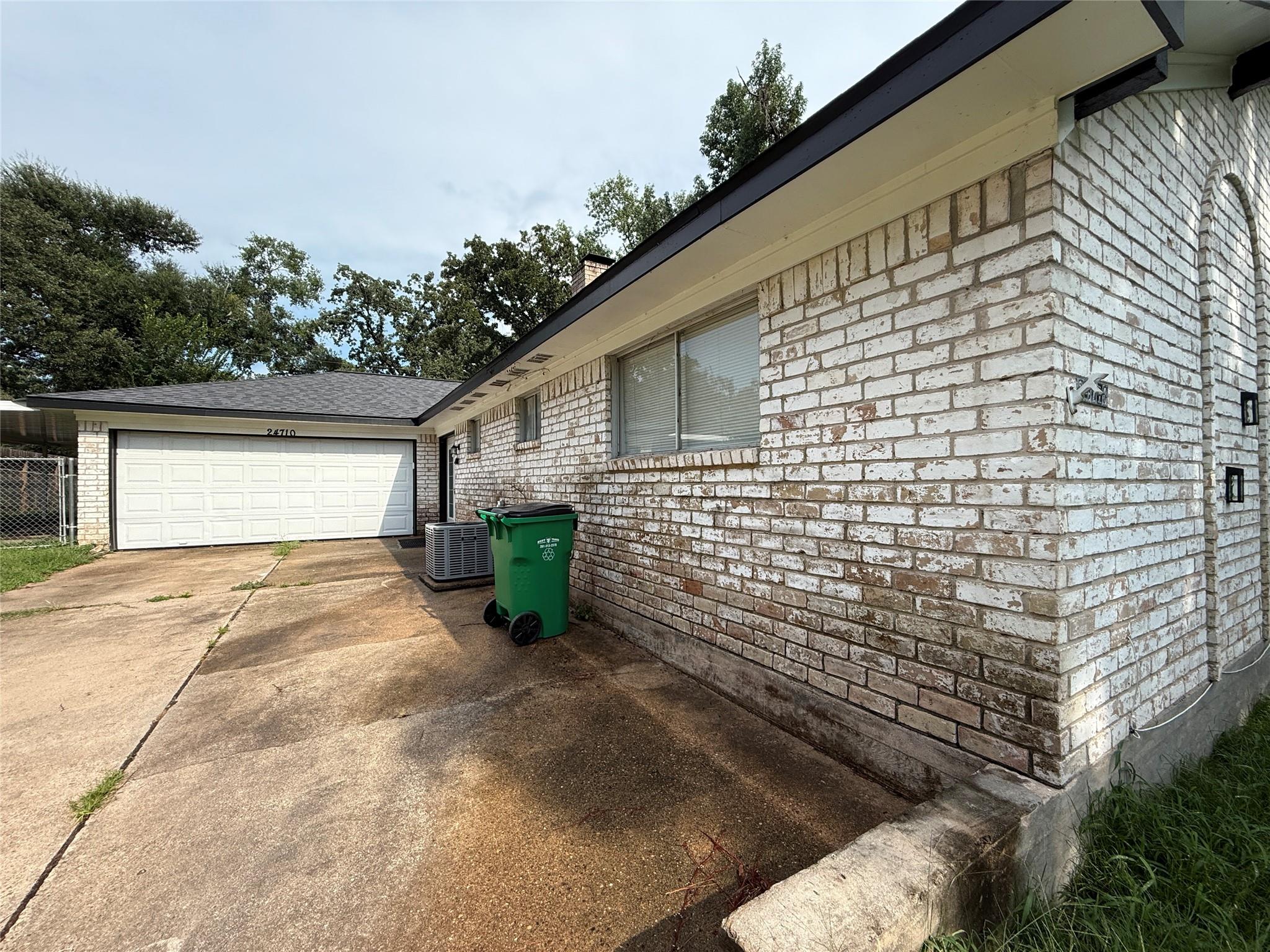 24710 Hunters Hollow Drive