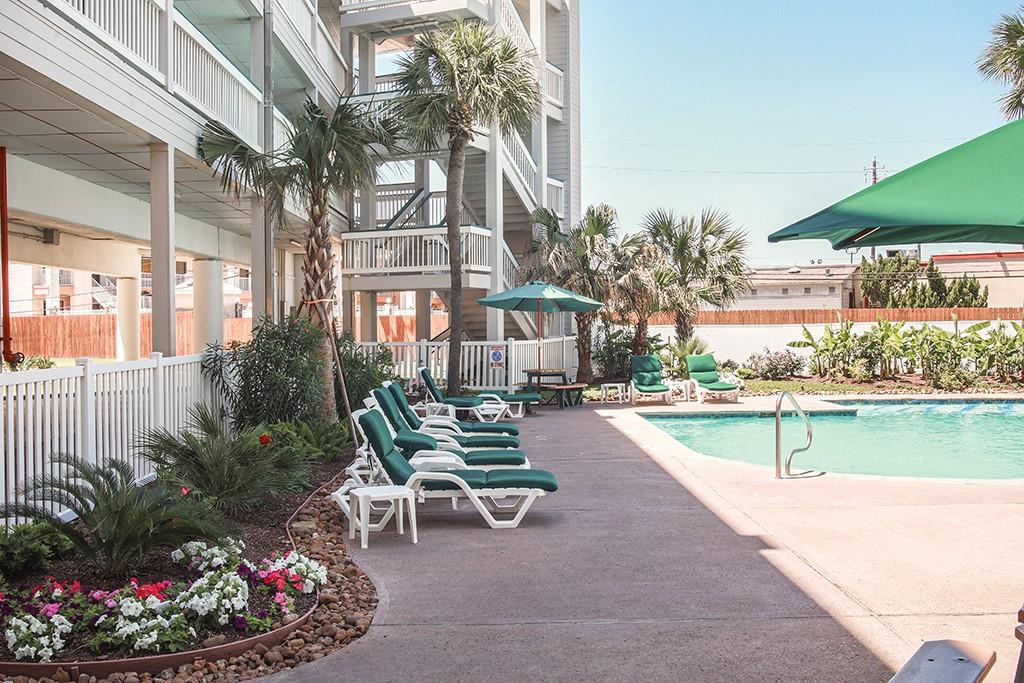 6102 Seawall Boulevard 315
