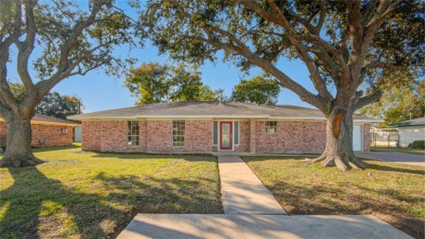 Homes For Sale - 3416 Walnut Drive<br/> Matagorda County, Bay City, TX 77414