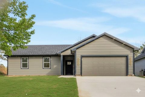 Photo of 330 S Pine Harbour Drive, Coldspring, TX 77331 (MLS # 5585623)