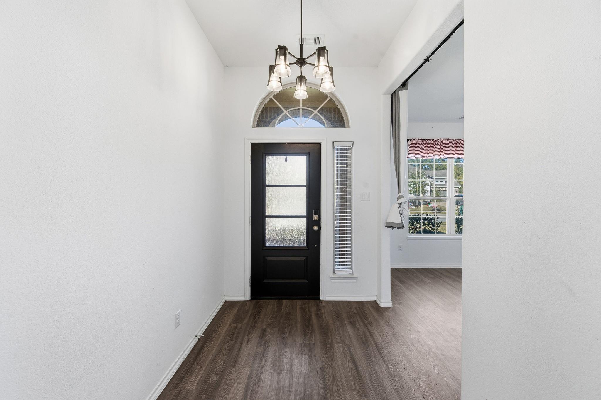 23846 Via Leoni Drive