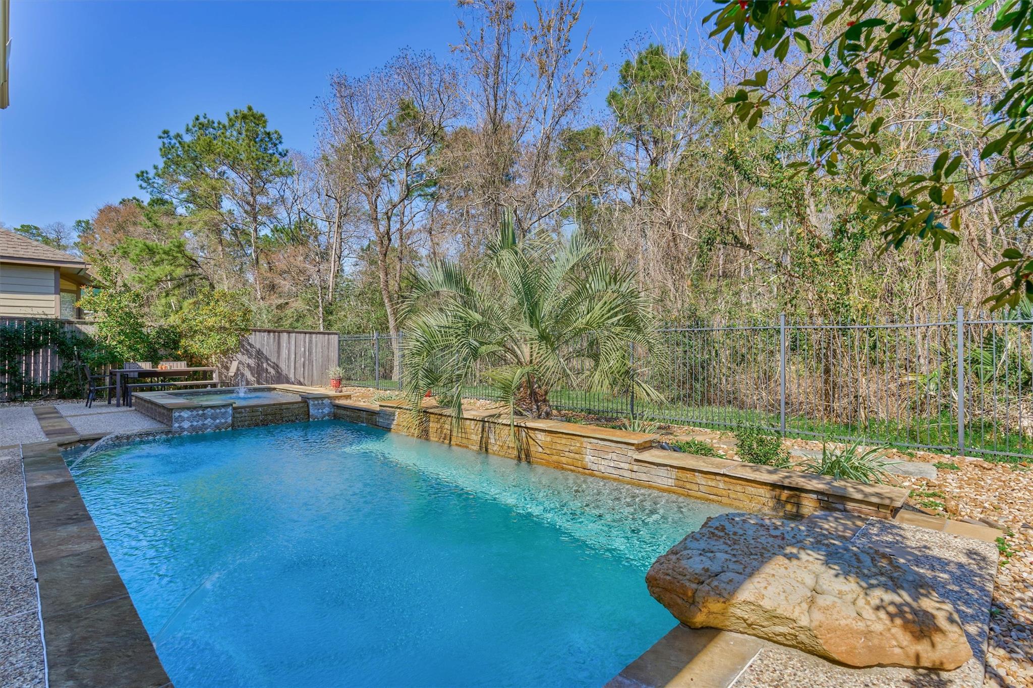 198 Lattice Gate Street